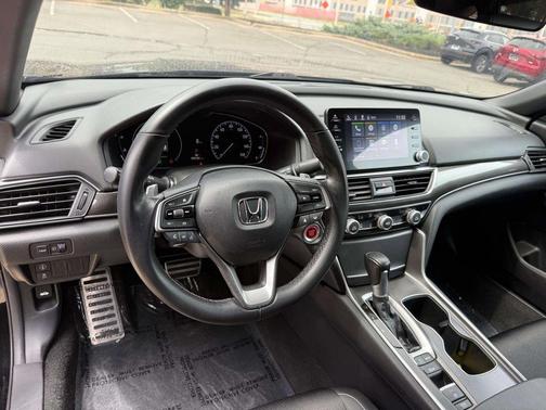 Crystal Black Pearl 2021 Honda Accord Sport 1.5T