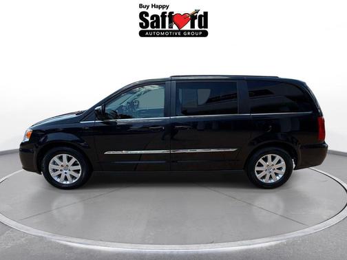 Brilliant Black Crystal Pearlcoat 2015 Chrysler Town & Country Touring