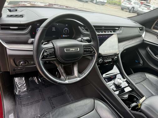 2022 Jeep Grand Cherokee L Overland