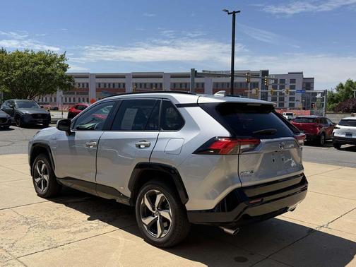 Silver Sky Metallic 2023 Toyota RAV4 Prime SE