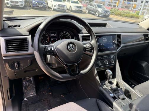 2019 Volkswagen Atlas 3.6L SE w/Technology