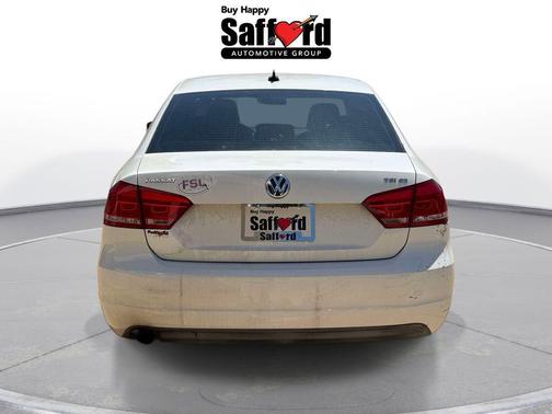 Candy White 2014 Volkswagen Passat 1.8T Auto SE