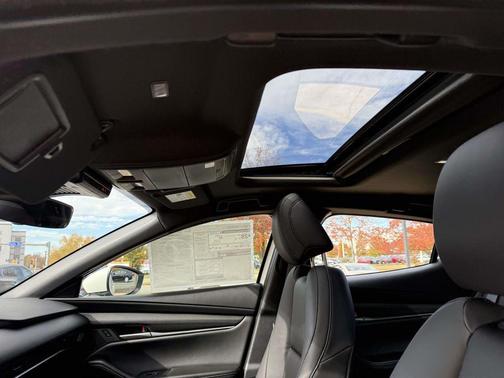 2026 Mazda Mazda3 FWD w/Preferred Package