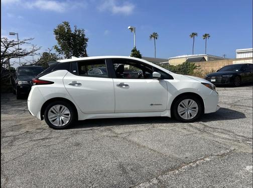 2018 Nissan Leaf S