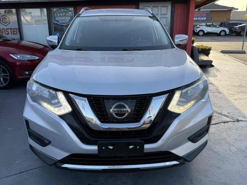 Brilliant Silver 2017 Nissan Rogue SV