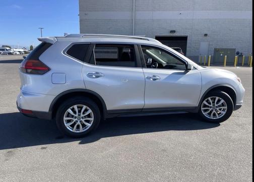 Brilliant Silver 2017 Nissan Rogue SV