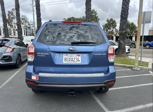 Quartz Blue Pearl 2018 Subaru Forester 2.5i