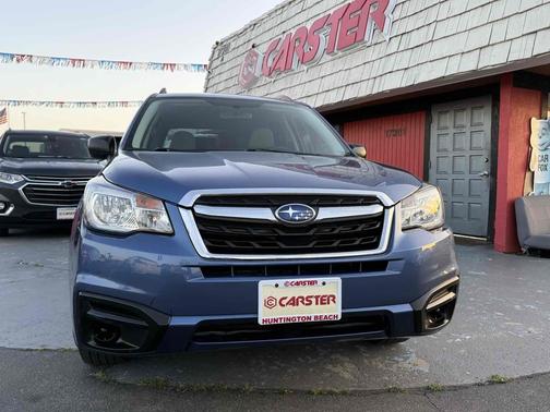 Quartz Blue Pearl 2018 Subaru Forester 2.5i