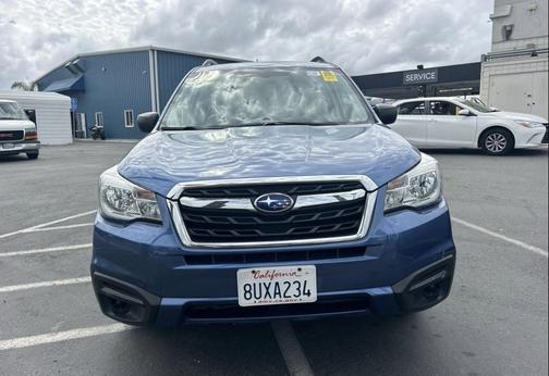 Quartz Blue Pearl 2018 Subaru Forester 2.5i