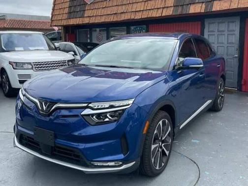 2023 VinFast VF 8 Plus