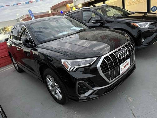 2022 Audi Q3 45 S line Premium Plus