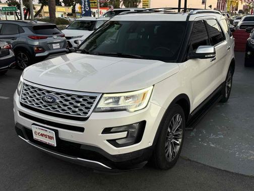 2017 Ford Explorer Platinum