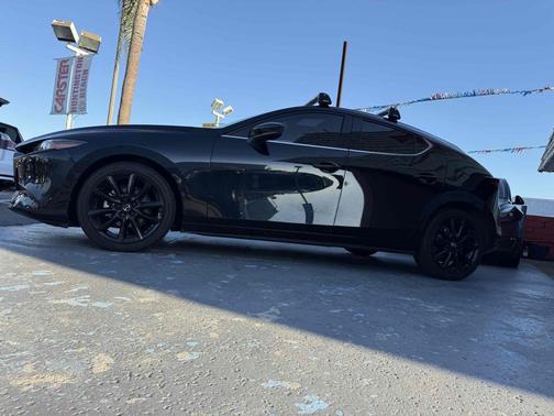 2022 Mazda Mazda3 FWD w/Premium Package