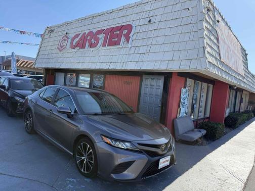 Predawn Gray Mica 2018 Toyota Camry SE
