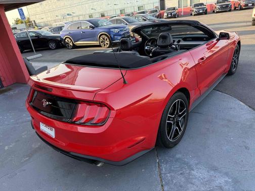 2020 Ford Mustang EcoBoost Premium