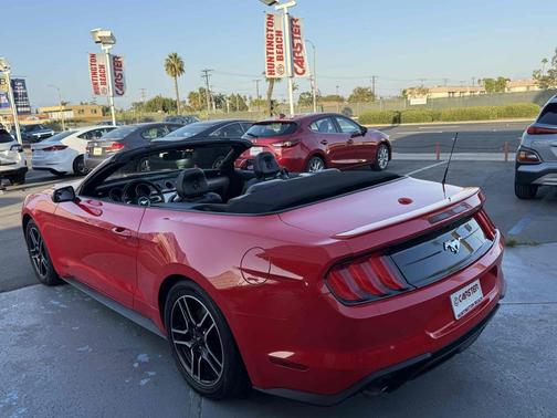 2020 Ford Mustang EcoBoost Premium