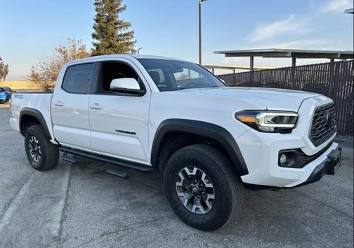 2023 Toyota Tacoma TRD Off Road