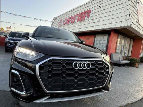 2022 Audi Q5 45 S line Premium
