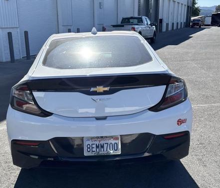 Summit White 2018 Chevrolet Volt LT