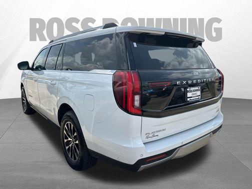 Platinum White 2025 Ford Expedition Max Platinum