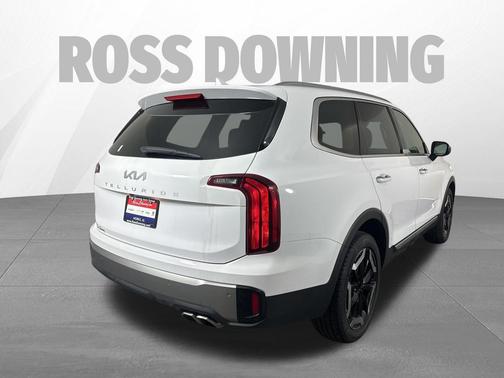 Glacial White Pearl 2025 Kia Telluride S