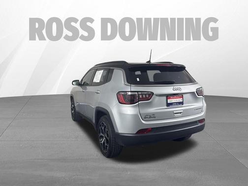 Silver Zynith Metallic Clearcoat 2025 Jeep Compass Limited