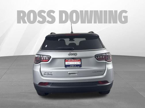Silver Zynith Metallic Clearcoat 2025 Jeep Compass Limited