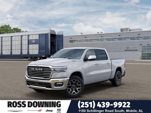 Ivory White Tri-Coat Pearlcoat 2026 RAM 1500 Laramie