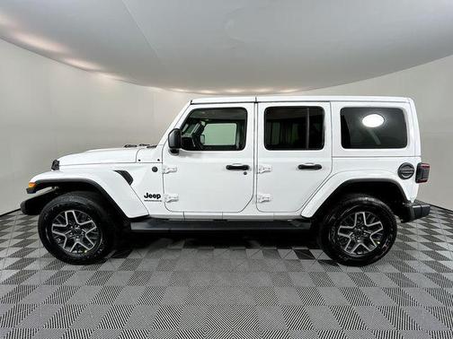 2026 Jeep Wrangler 4-Door Sahara 4x4