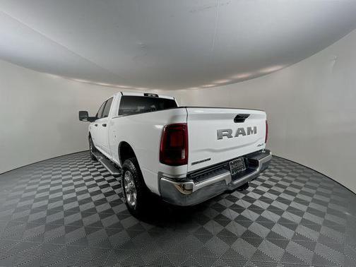 2026 RAM 2500 Big Horn Crew Cab 4x4 6'4' Box