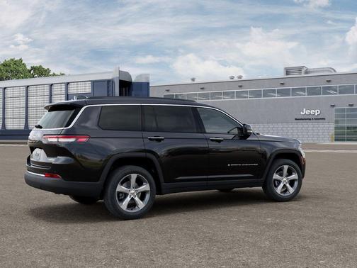 Diamond Black Crystal Pearlcoat 2026 Jeep Grand Cherokee L Limited