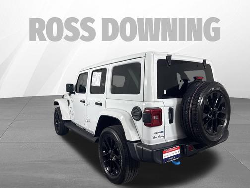 Bright White Clearcoat 2023 Jeep Wrangler 4xe Sahara