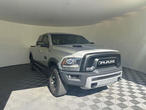 Bright Silver Metallic Clearcoat 2017 RAM 1500 Rebel