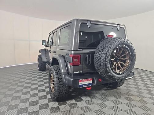 Granite Crystal Metallic Clearcoat 2026 Jeep Wrangler Rubicon