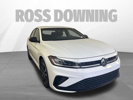 Pure White 2025 Volkswagen Jetta 1.5T Sport