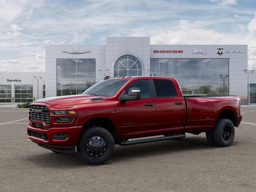 Molten Red Pearlcoat 2026 RAM 3500 Big Horn
