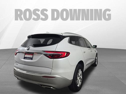 White Frost Tricoat 2021 Buick Enclave FWD Essence
