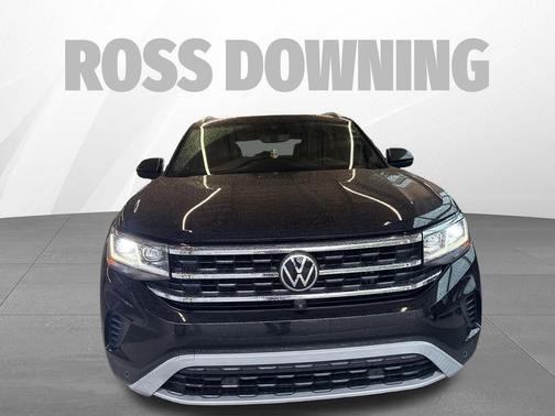 Deep Black 2021 Volkswagen Atlas Cross Sport 3.6L V6 SEL