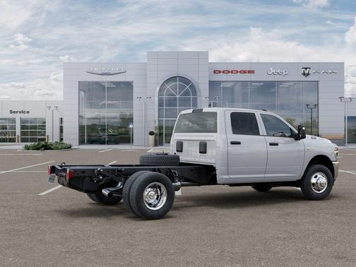 Bright White Clearcoat 2026 RAM 3500 Tradesman