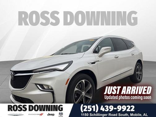 White Frost Tricoat 2022 Buick Enclave FWD Essence