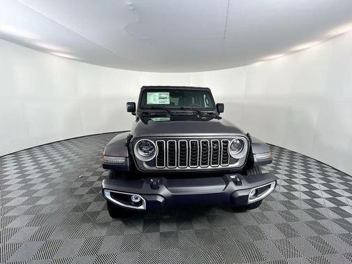 2026 Jeep Wrangler 4-Door Sahara 4x4