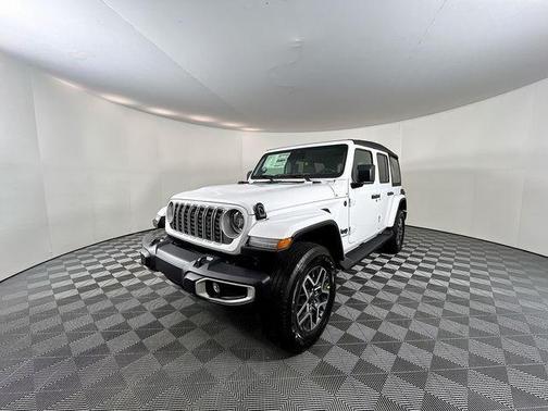 2026 Jeep Wrangler 4-Door Sahara 4x4