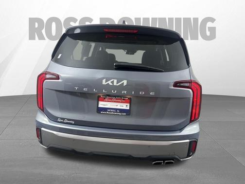 Everlasting Silver 2025 Kia Telluride S