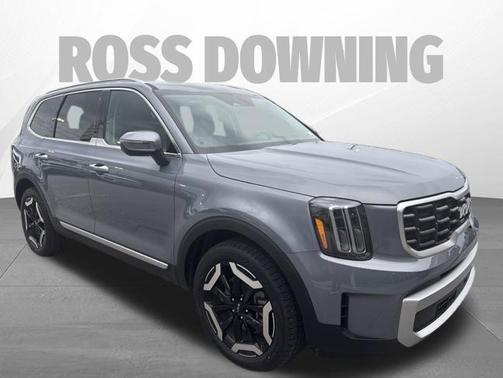 Everlasting Silver 2025 Kia Telluride S