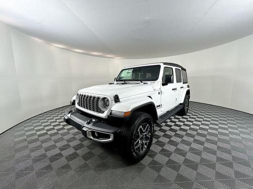 2026 Jeep Wrangler 4-Door Sahara 4x4