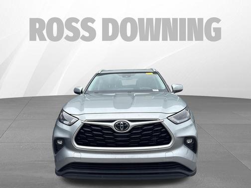 Celestial Silver Metallic 2023 Toyota Highlander L