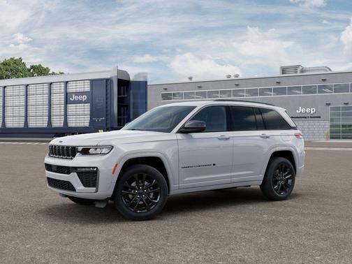 Bright White Clearcoat 2026 Jeep Grand Cherokee Limited