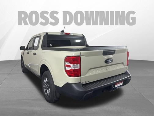 Desert Sand 2025 Ford Maverick XLT