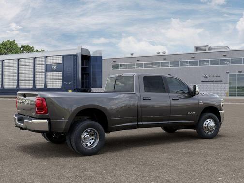 Granite Crystal Metallic Clearcoat 2026 RAM 3500 Laramie Crew Cab 4x4 8' Box