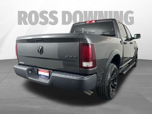 2023 RAM 1500 Classic Warlock Crew Cab 4x4 5'7' Box